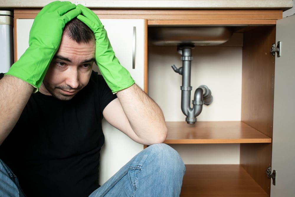 4 Bad Habits That Could Compromise Your Home's Plumbing